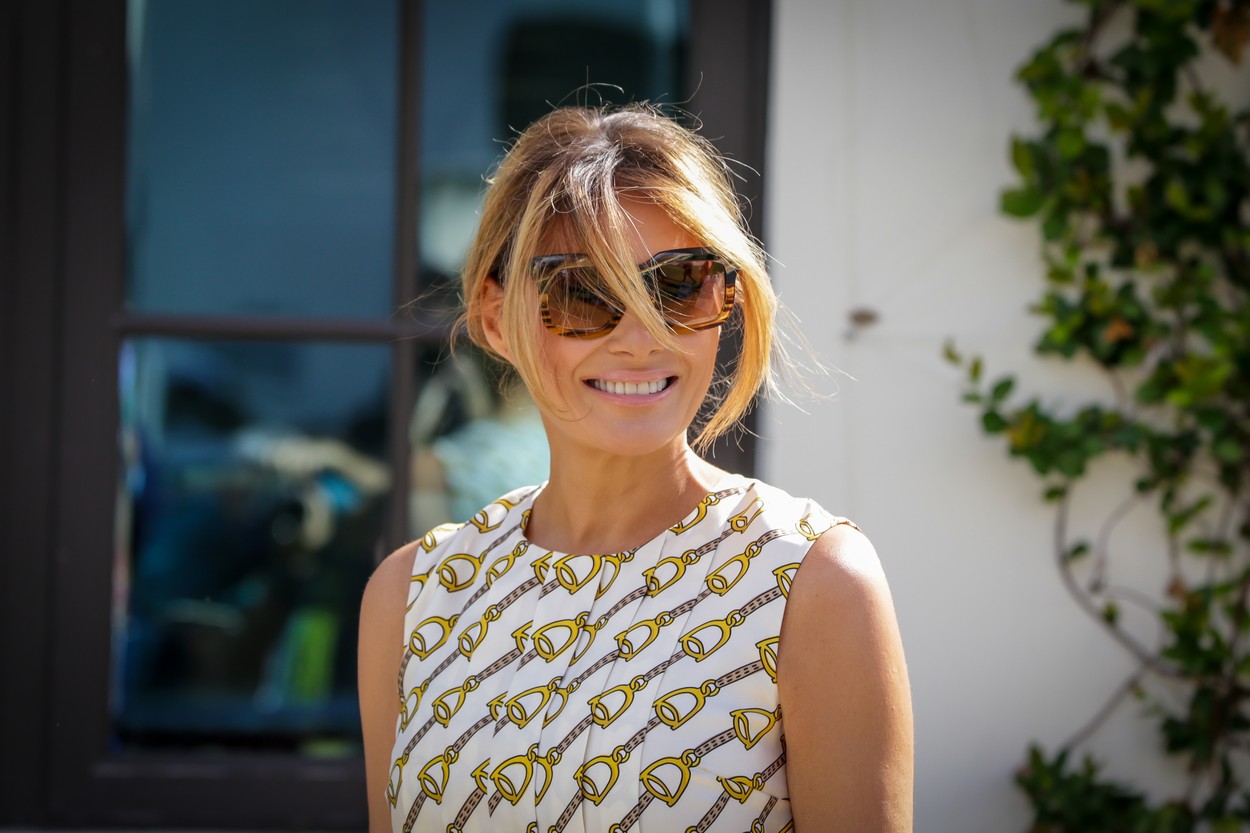 Melania Trump a votat fără mască, dar într-o rochie Gucci de 4500 de $. Reacția ei în fața jurnaliștilor