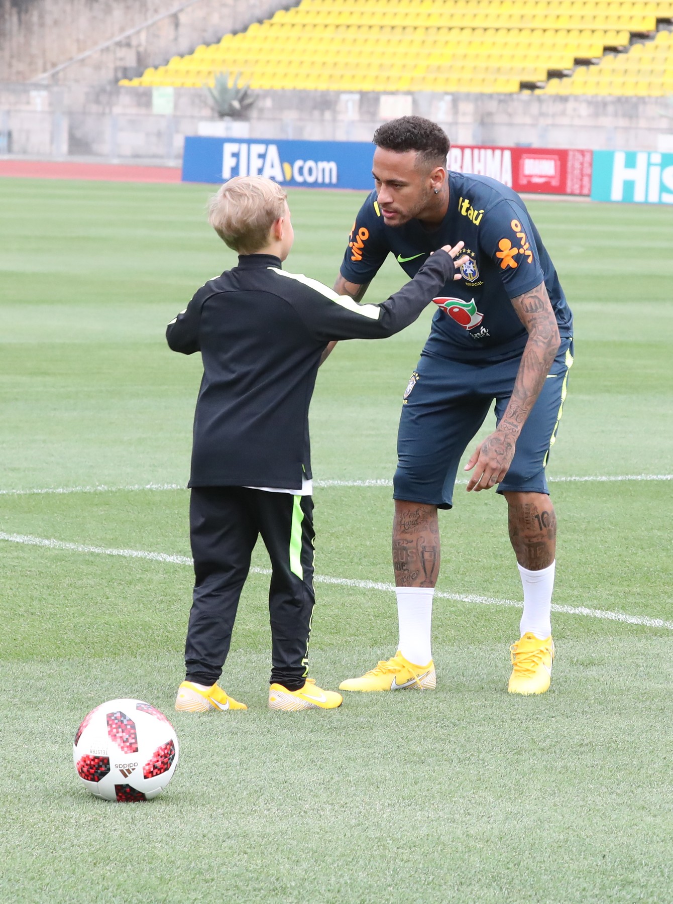 Așchia nu sare departe de copac. Copiii de sportivi, puși la antrenament