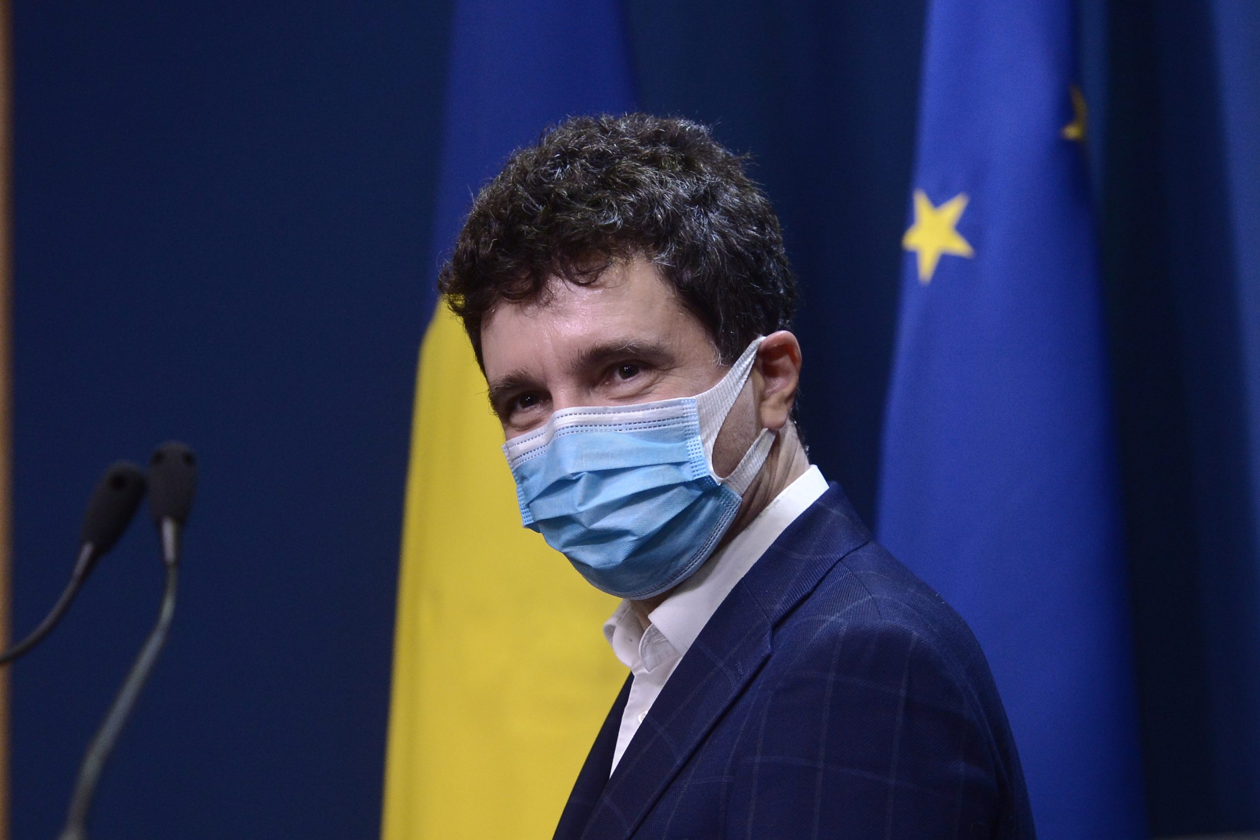 Nicușor Dan nu intenționează să ridice mașinile parcare ilegal. Vrea să-i penalizeze pe șoferii care parchează în locuri „flagrante”