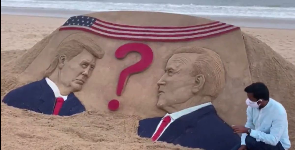 Candidații la președinția SUA, pictați în nisip de un artist indian. VIDEO