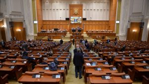 La alegerile de pe 6 decembrie au dispărut nume cu greutate din Parlament. Cine sunt „dinozaurii” care s-au retras din Legislativ