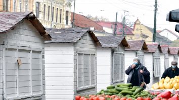 Chiar dacă s-a votat ca piețele să nu rămână închise, nu înseamnă că de mâine se și deschid. Care sunt următorii pași