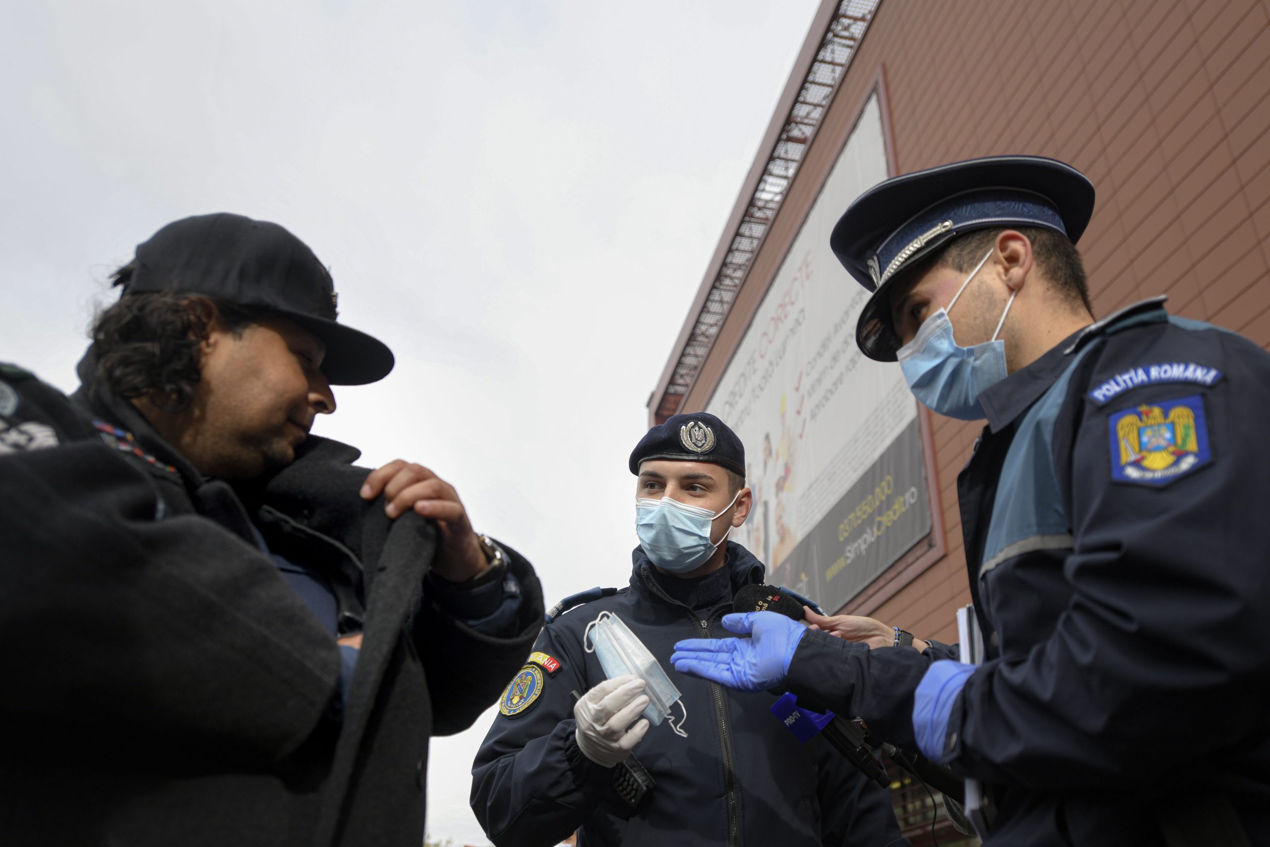 Haos în Timiș. Mii de oameni au intrat în carantină, deși prefectura a anunțat altă zi. Explicațiile jandarmeriei