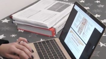 Pregătirea cadrelor didactice pentru online, în ceasul al 12-lea. Doar 9.000 de profesori din 208.419 au fost formați în timpul verii