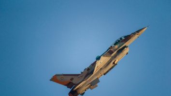 Mai multe avioane de vânătoare, mobilizate în Israel pentru interceptarea unei drone lansate din Fâşia Gaza