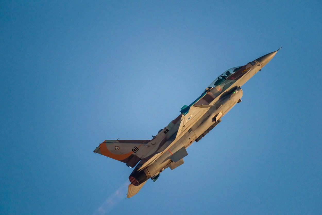 Mai multe avioane de vânătoare, mobilizate în Israel pentru interceptarea unei drone lansate din Fâşia Gaza