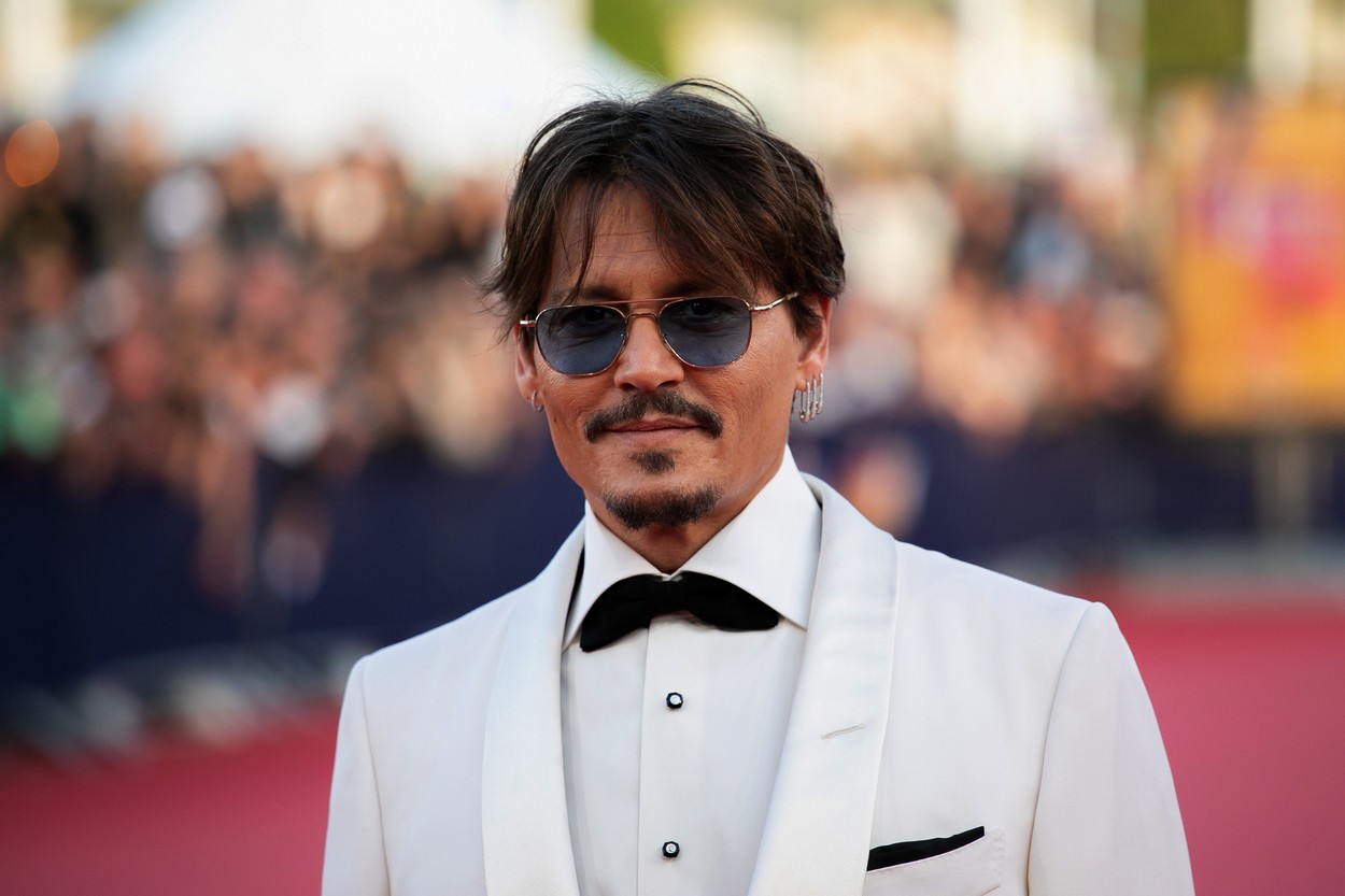 De ce a fost forțat Johnny Depp să părăsească franciza de filme Fantastic Beasts