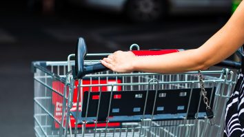 Județul unde coșul de cumpărături la supermaket a fost interzis pentru a stopa răspândirea Covid-19