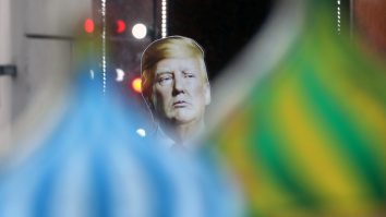 Rușii „pândesc” alegerile din SUA: „America, mai divizată ca niciodată. E ca în Rusia în urmă cu 400 de ani”