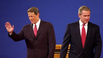 Implicarea Curții Supreme în lupta pentru Casa Albă. Istoria se poate repeta: Precedentul Al Gore și George W. Bush