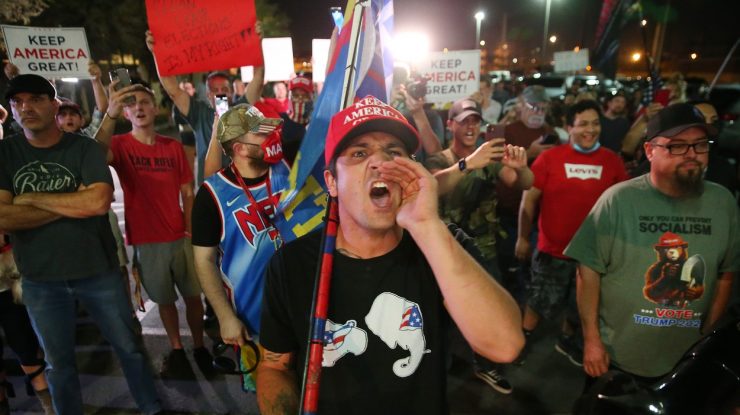 protest-arizona-trump