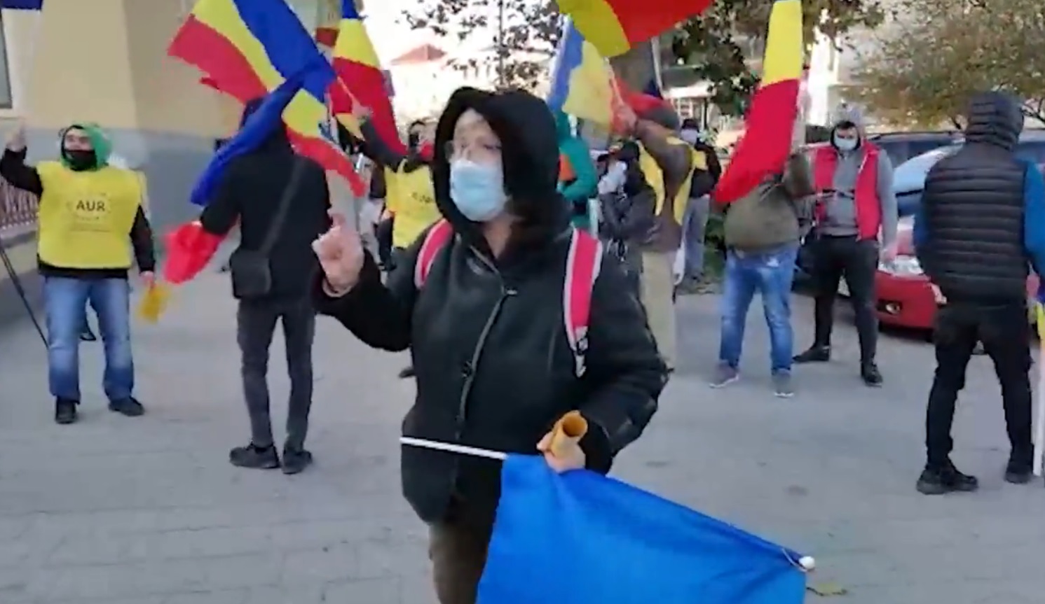 Protest în stradă la Constanța. Oamenii cer organizarea pelerinajului de Sfântul Andrei. Polițiștii au dat mai multe amenzi. VIDEO