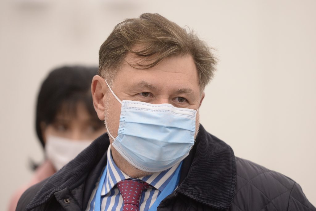 Alexandru Rafila: „Virusul gripal evoluează. Imunitatea durează circa 6 luni”