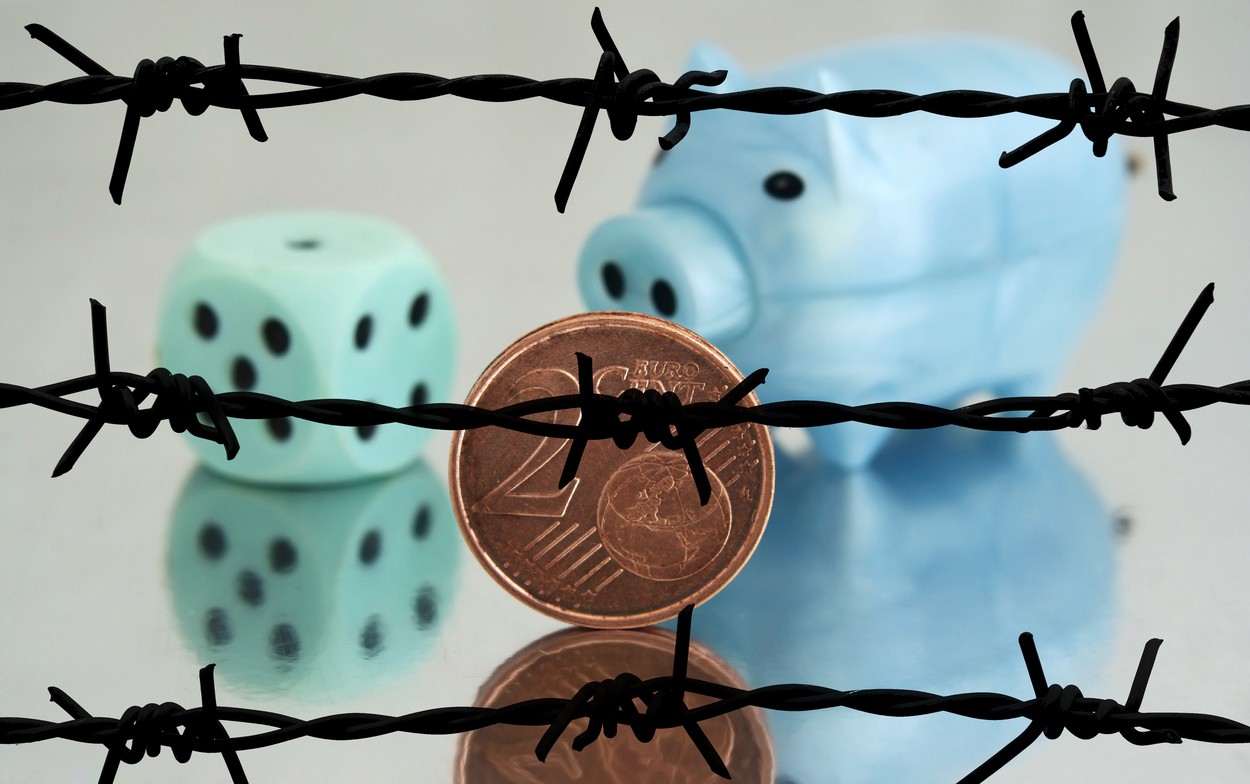 Economia zonei euro se îndreaptă spre o dublă recesiune. Ce sectoare vor fi afectate