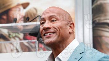 Dwayne „The Rock” Johnson a dăruit console pentru 50.000 copii
