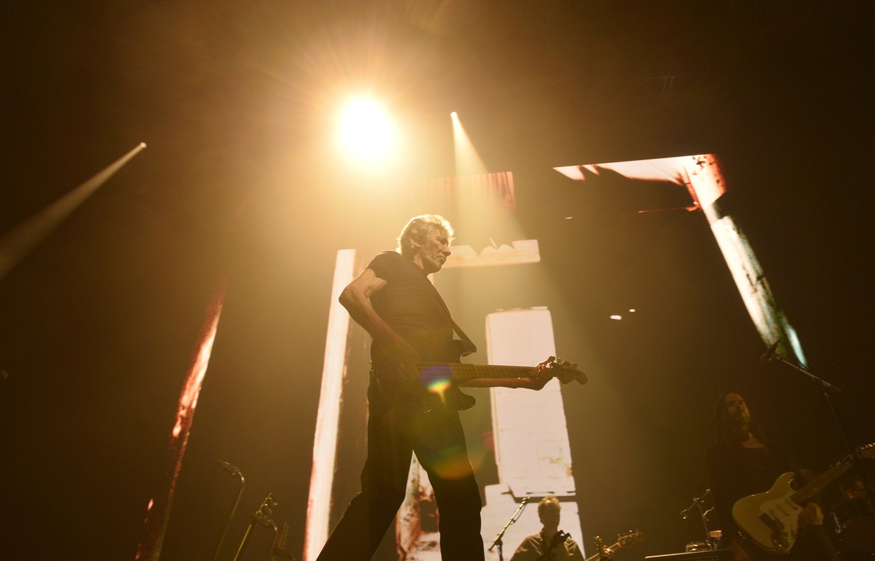 41 de ani de la lansarea melodiei „Another Brick in the Wall, part 2”, de la Pink Floyd