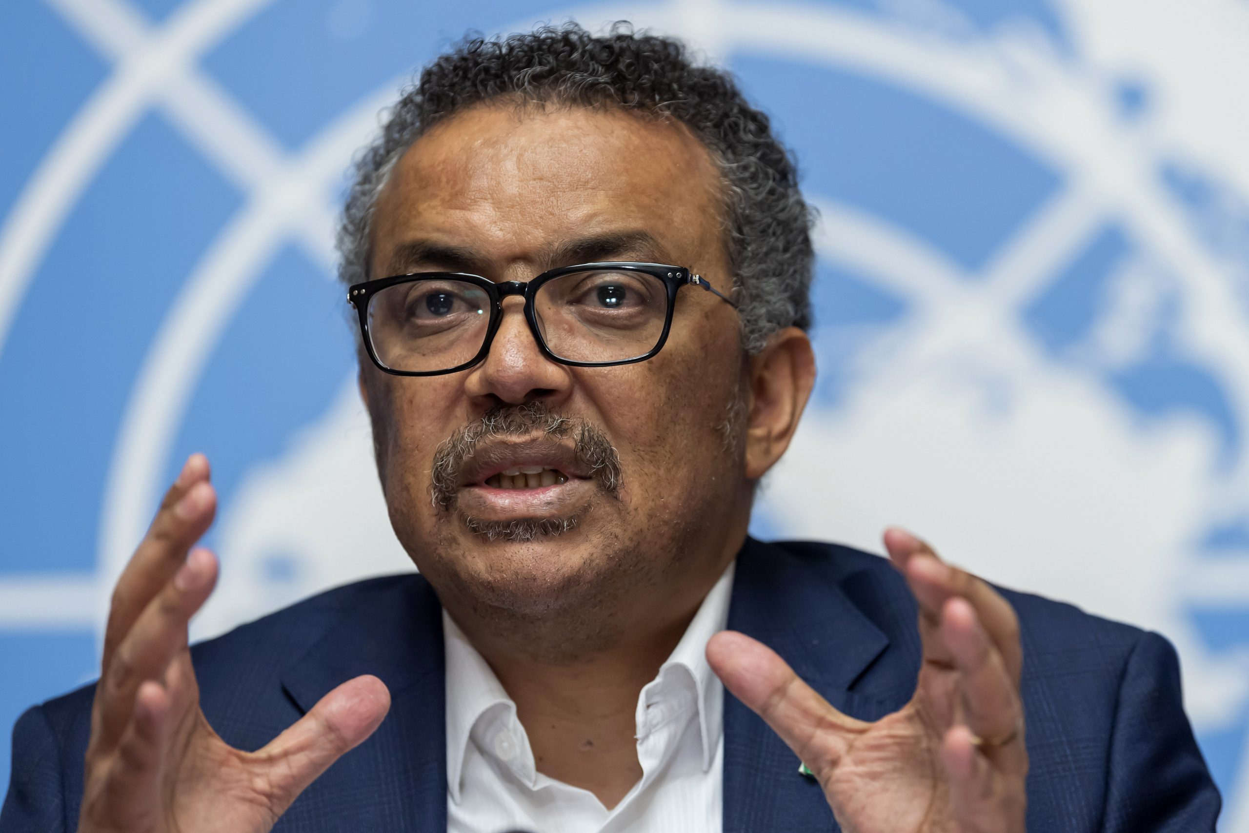 Șeful OMS vrea să înființeze banca de virusuri. Tedros Adhanom salută viteza istorică cu care se desfășoară cursa pentru vaccinurile anti-COVID