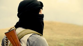 Atac armat la Universitatea din Kabul. Cel puțin 19 persoane au decedat