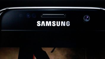 „Samsung, deschide-te!”. Autentificarea vocală va fi disponibilă pe Galaxy 21