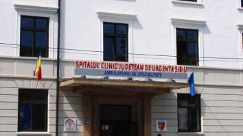 Cum arată managementul în Spitalul Județean Sibiu: 43 de paturi pe hârtie și 12 paturi ATI Covid-19 în realitate