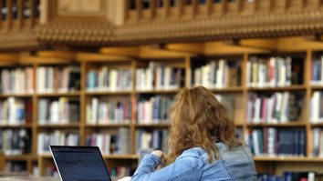 Jumătate din profesorii care au dat examenul de titularizare nu au luat notă de trecere. George Bondor: O mare parte din dezinteresul față de școală și faptul că mulți spun că nu îi ajută materiile la nimic ține de modul de predare