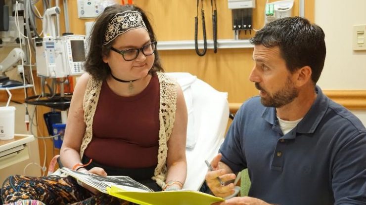 Povestea tinerei de 20 de ani care a murit la câteva zile după ce a votat anticipat în SUA. Ce se întâmplă cu votul