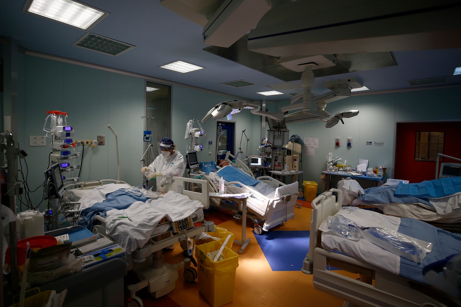 Timișoara: Un tânăr care „a citit pe internet” că oxigenul poate să fie toxic se zbate între viaţă şi moarte, în spital