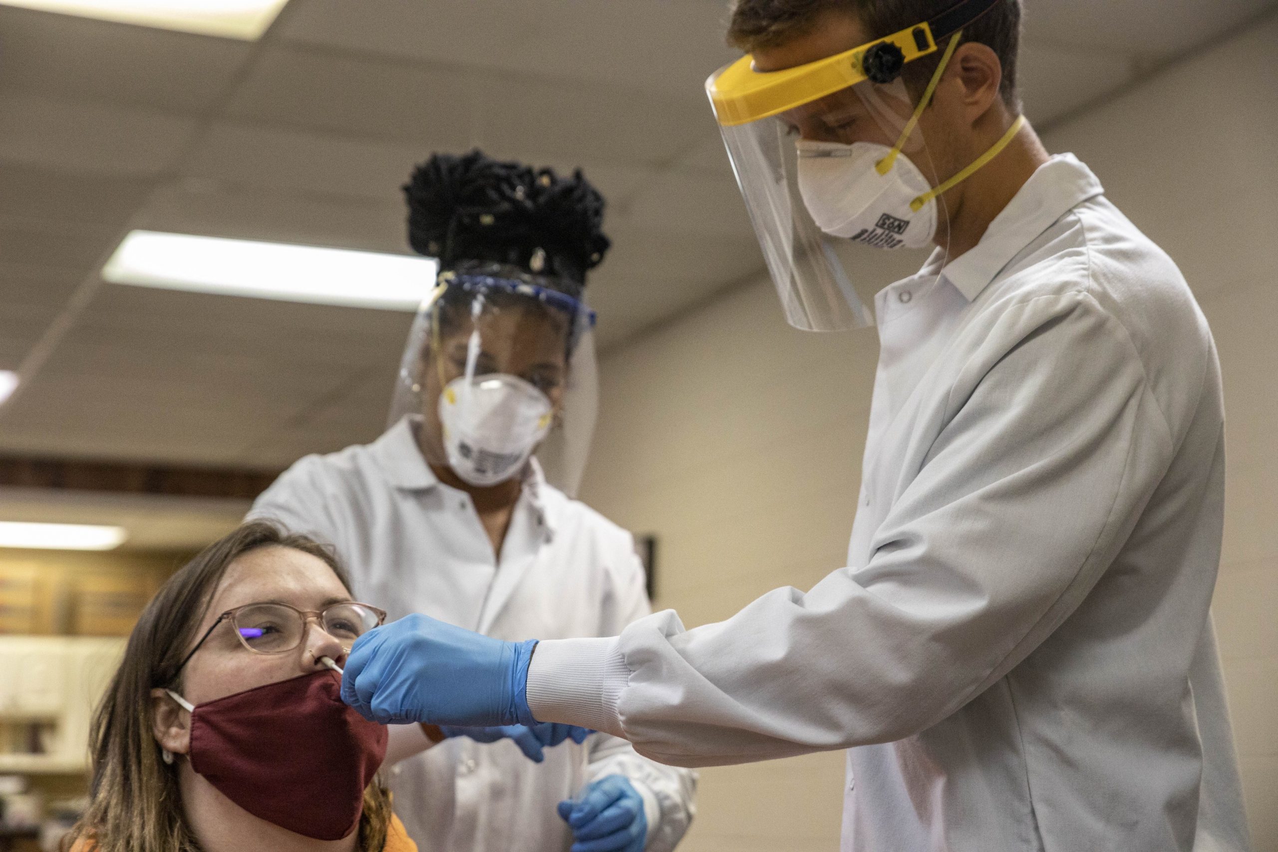 România stă mai rău ca Statele Unite la testarea pentru COVID-19