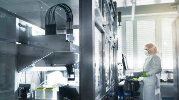 Vaccinul Pfizer, pe repede înainte în Europa. Agenția Europeană a Medicamentului accelerează procesul de aprobare