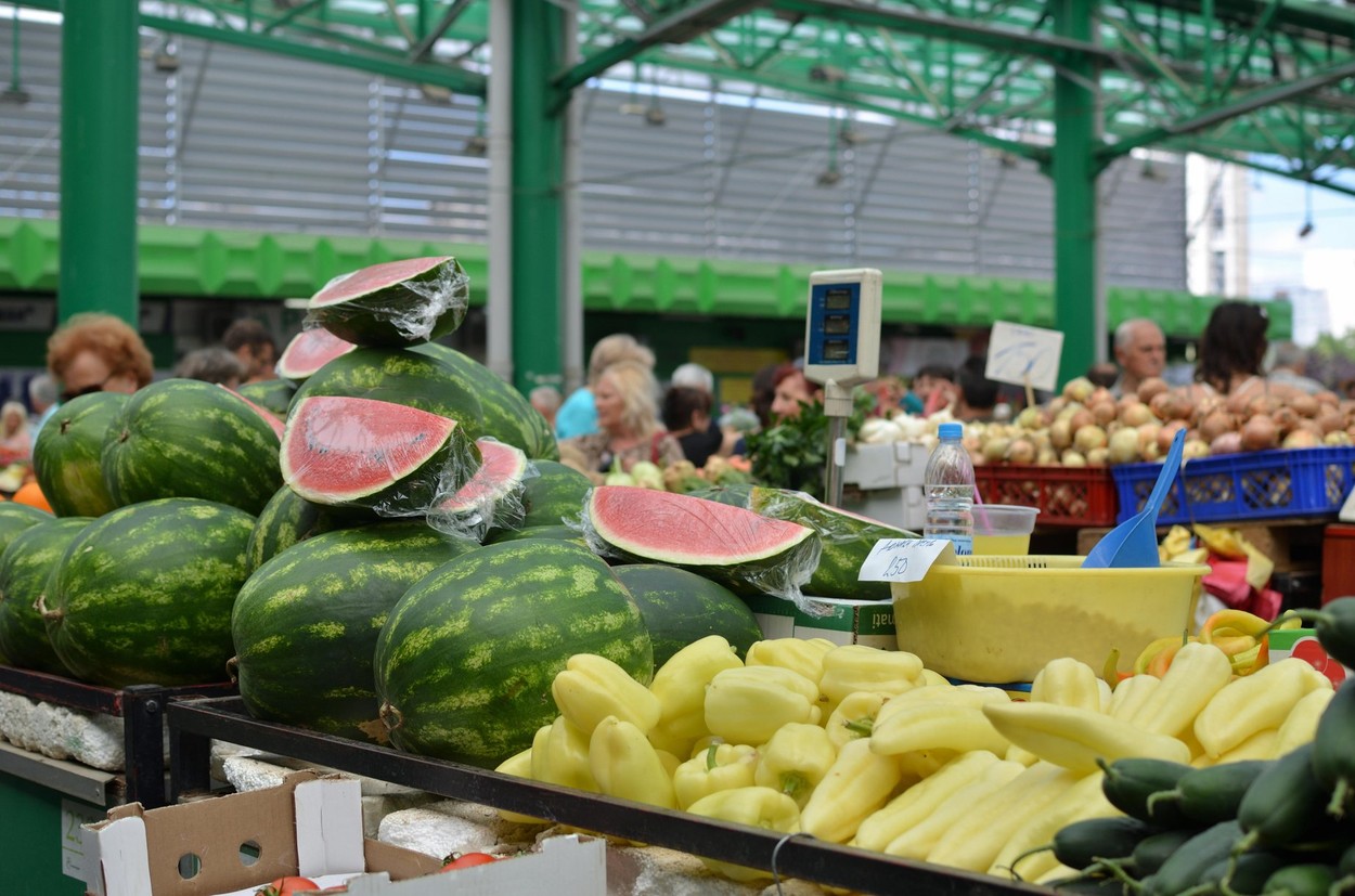 PMP cere Guvernului să nu închidă pieţele: Nu este o soluţie