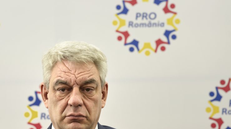 Mihai Tudose: „Unde-s banii, unde-s tabletele şcolare promise?”