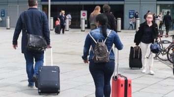 Românii au salvat litoralul bulgăresc în această vară, dar sosirile de turiști străini în țara noastră au fost cele mai puține din UE