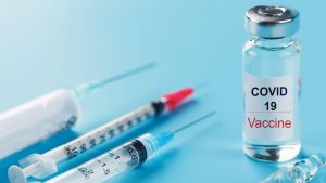 AstraZeneca a anunțat când va fi livrat vaccinul anti-Covid 19. Ce preț va avea serul