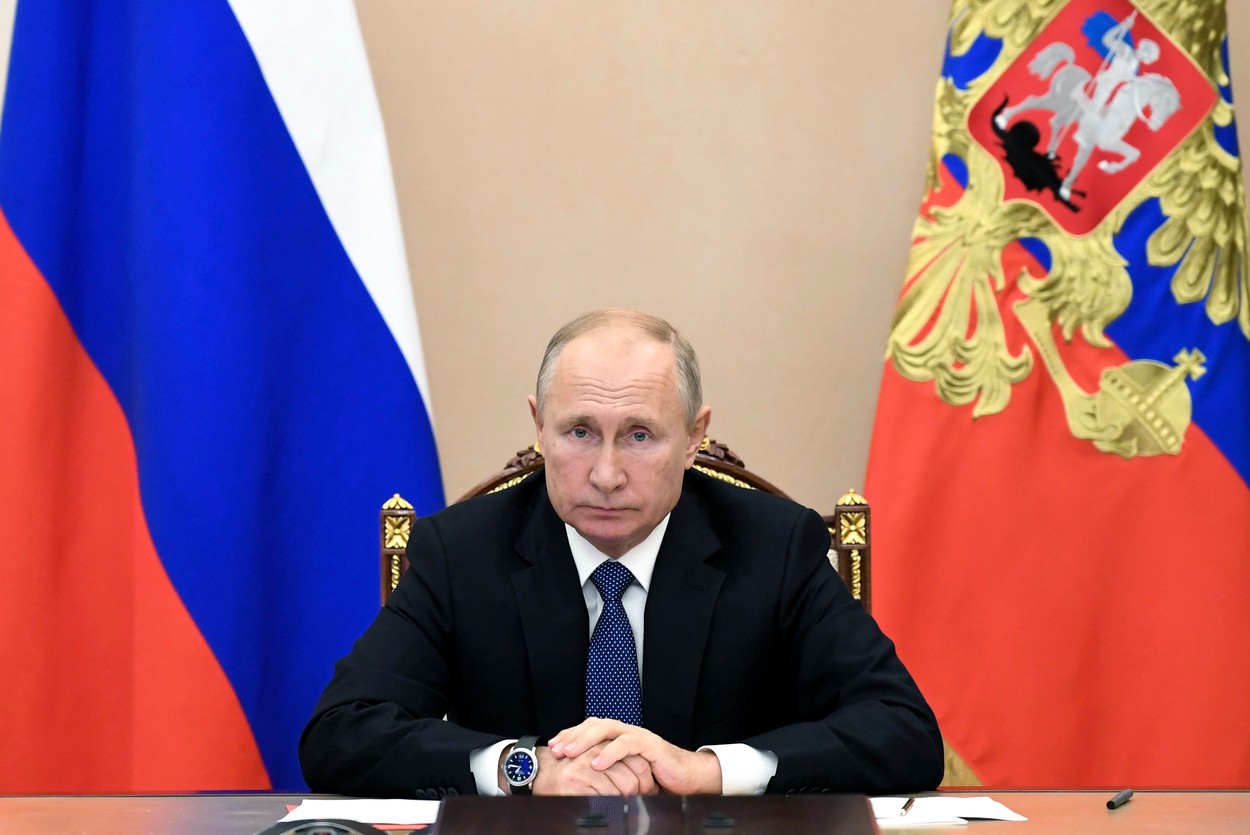 WSJ: Vladimir Putin intră în noul an mai puternic ca niciodată