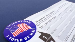 Aanalist: Misterul alegerilor din SUA se învârte în jurul diferenţelor dintre votul anticipat sau cel în persoană