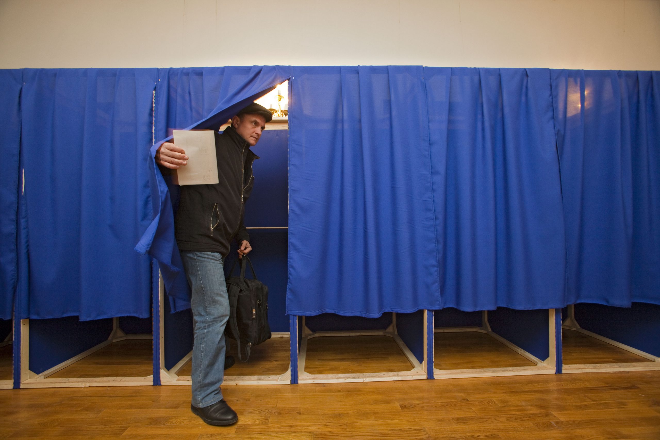 MAE a lansat harta interactivă a secţiilor de votare din străinătate