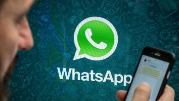 WhatsApp a implementat noi funcții, inclusiv o modalitate diferită de conectare și un asistent de Inteligență Artificială în aplicație