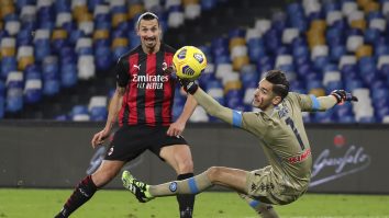 Ibrahimovic, de neoprit în Serie A. Milan se impune în fața napoletanilor și rămâne lider în Italia