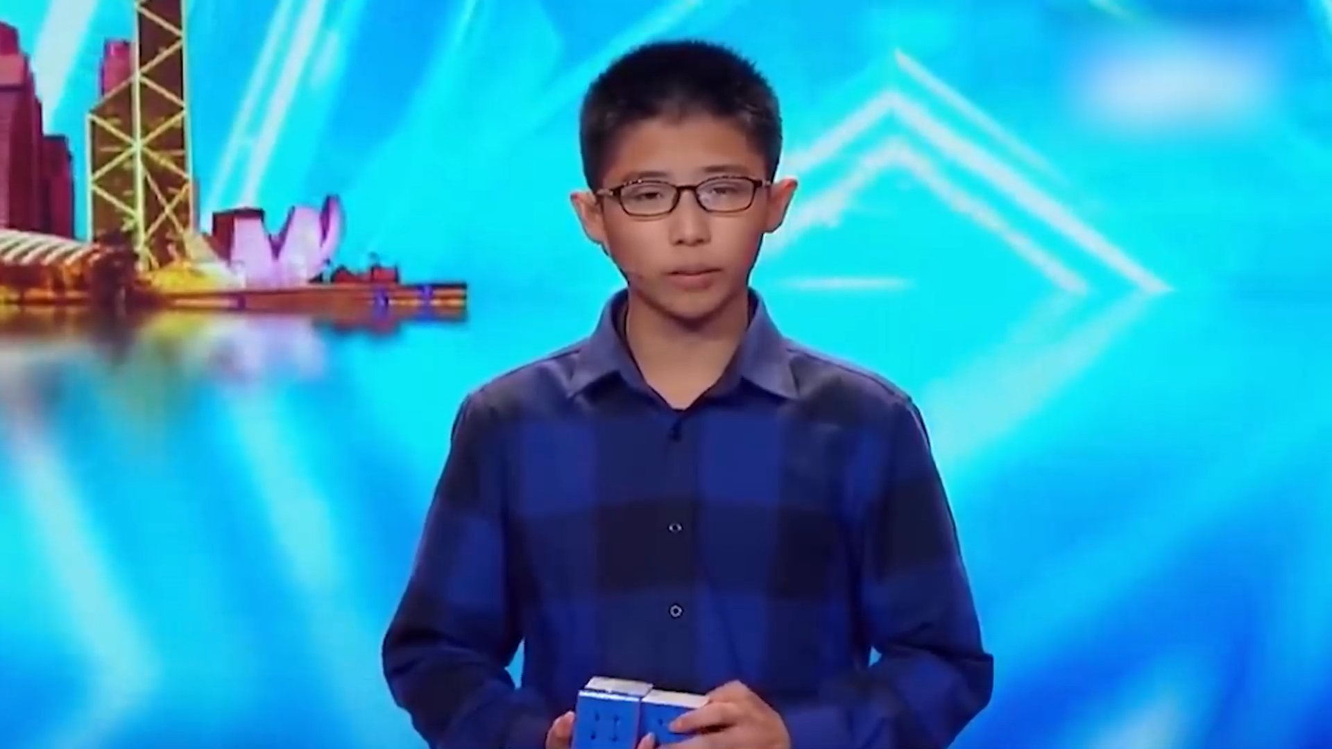 Un puşti de 13 ani a intrat în Cartea Recordurilor. Talentul care l-a făcut celebru