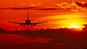 Noile avioane Boeing 737 MAX, considerate „sigure”. Câte aeronave au comandat TAROM și Blue Air