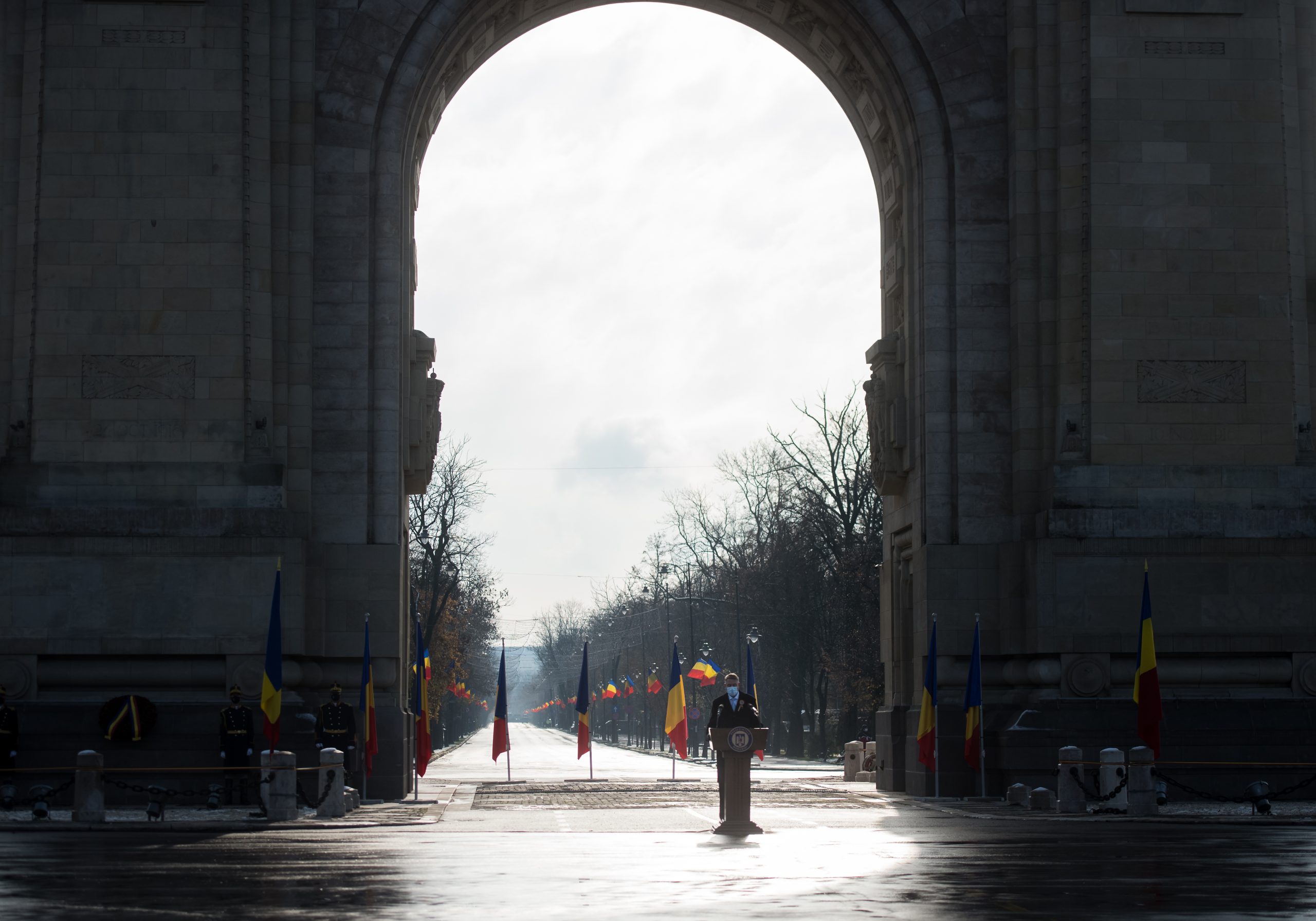 Băsescu: Iohannis a vrut Arcul de Triumf doar pentru el. Urât moment al trufiei unui preşedinte