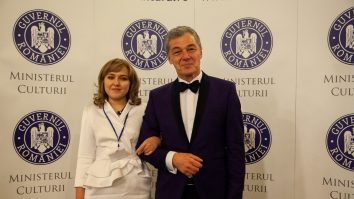 Cine este Gabriela Mădălina Cenușă, asistenta decorată de Iohannis. Nu a reușit să termine facultatea pentru că a ”muncit mult”