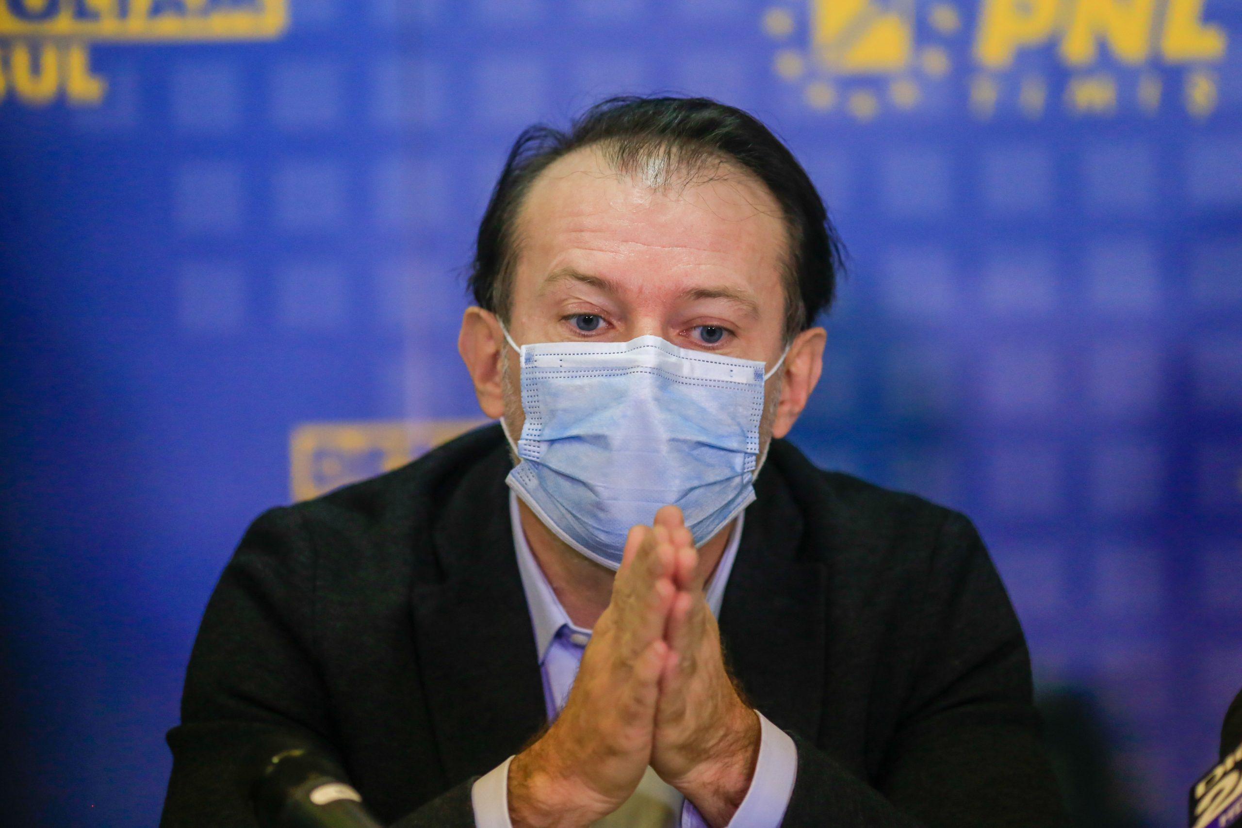 Guvernul a înghețat salariile bugetarilor, dar premierul Cîțu se ține de promisiuni: „Vor fi creșteri și la pensii, și la alocații”