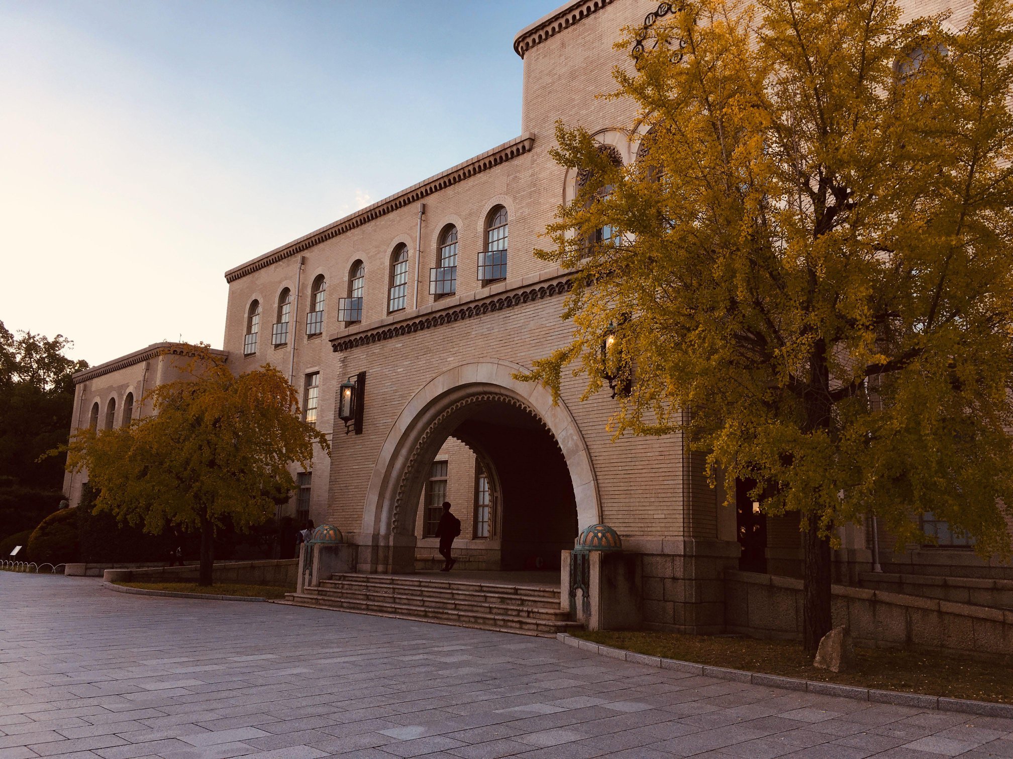 VIDEO. Universitățile nipone s-au adaptat pandemiei. Ce spune un român care studiază în Japonia