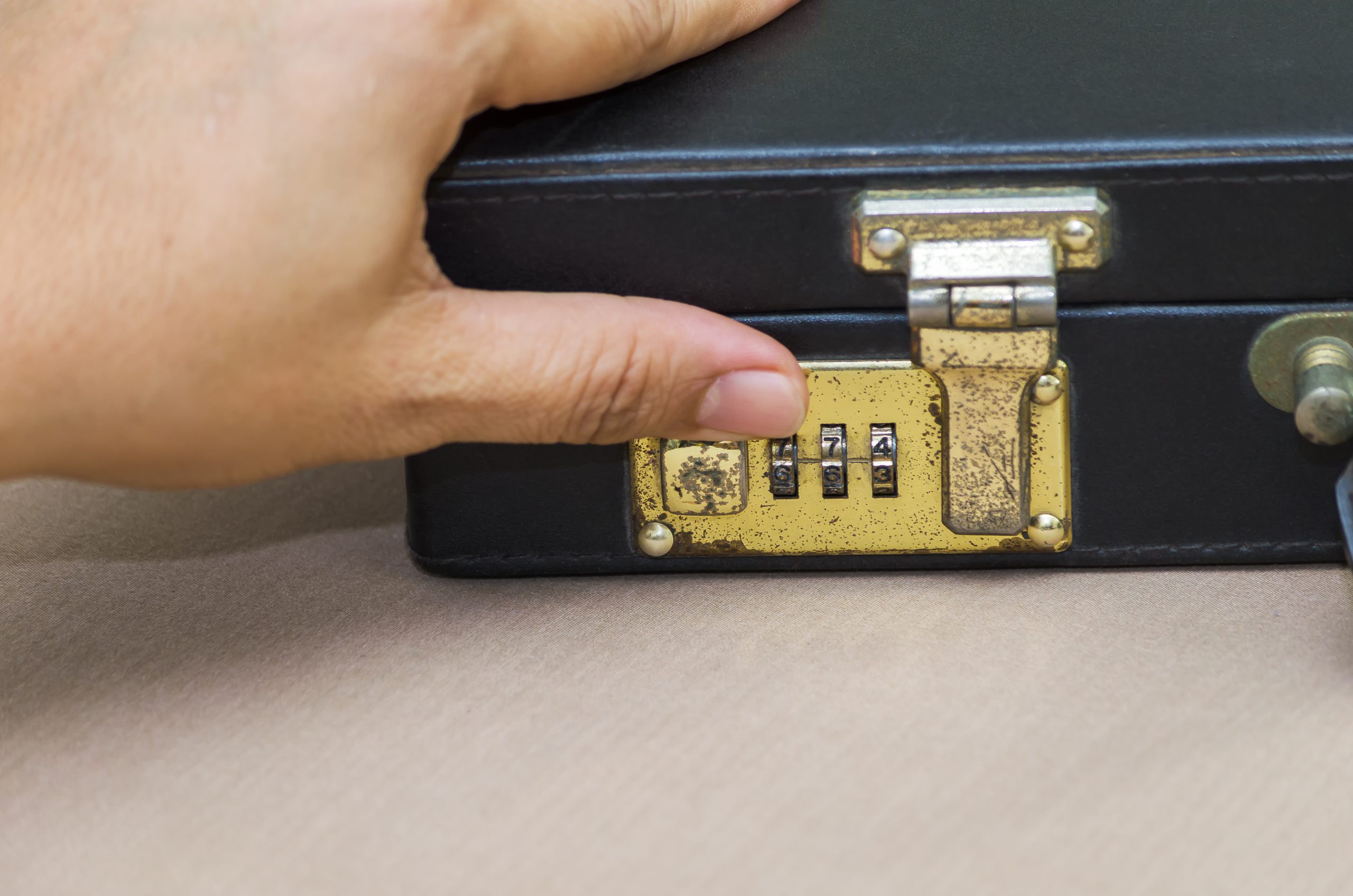 Cine sunt românii din serviciile secrete care au sprijinit Marea Unire. Mihail Moruzov i-a lăsat pe ambasadorii vremii fără servietele cu informații