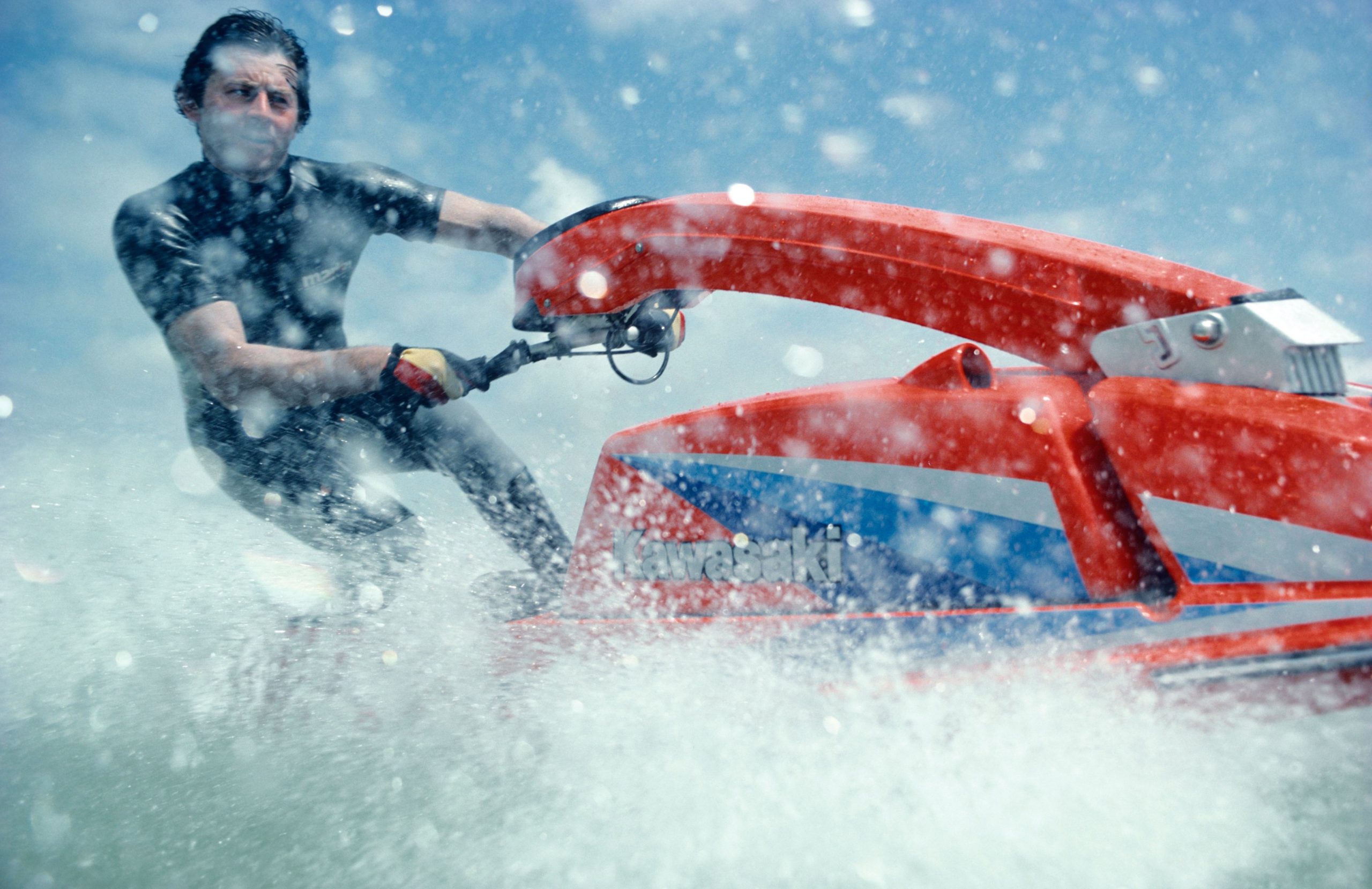 Un scoțian a ajuns la închisoare după ce a mers cu skijetul 4 ore pentru a-și vedea iubita pe Insula Man