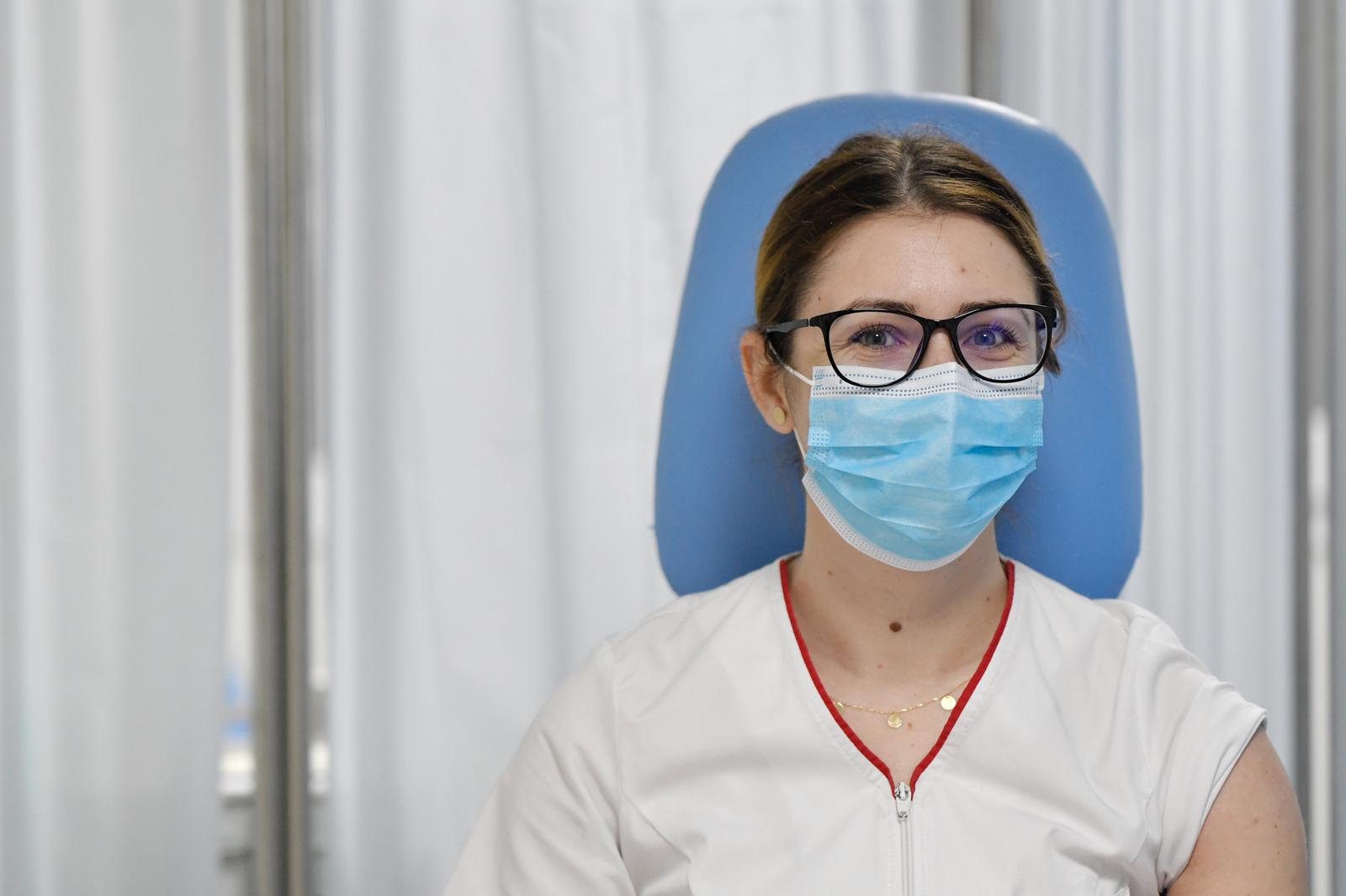 Prima zi de vaccinare anti-Covid în România s-a încheiat. Câte cadre medicale au primit vaccinul