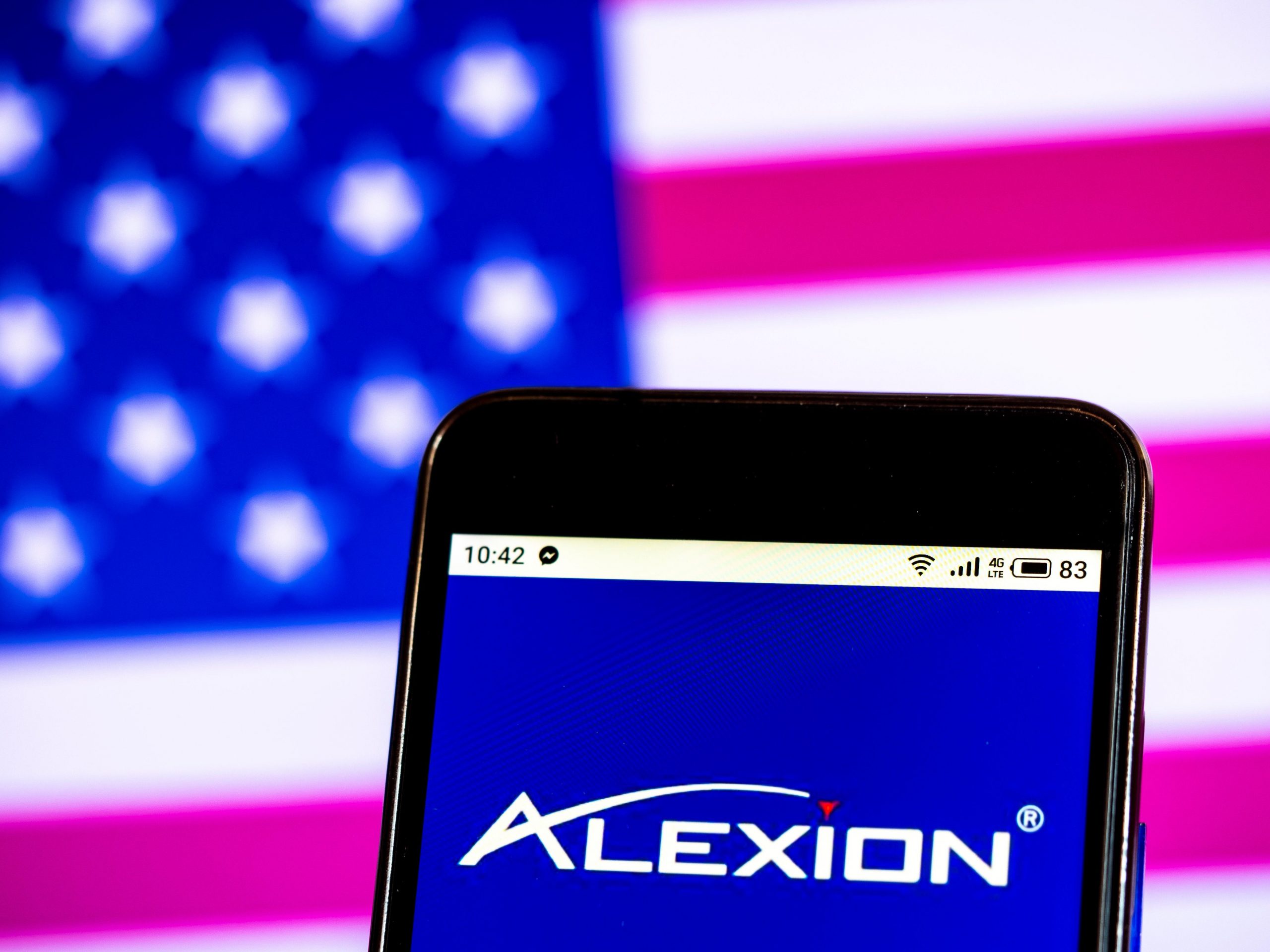 AstraZeneca și Alexion Pharmaceuticals fuzionează. Dezvoltatorul vaccinului anti-COVID se extinde în domeniul imunologic