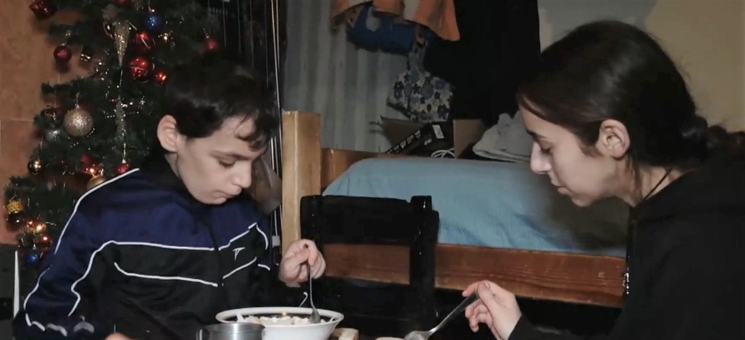 Andreea, o copilă de 17 ani din Cluj, a atins inimile multor oameni cu suflet mare