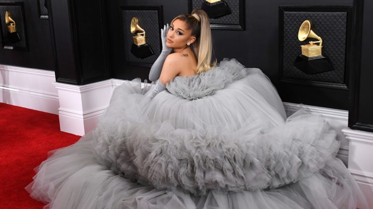 Ariana Grande s-a logodit! Cât a valorat inelul pe care i l-a dăruit iubitul ei